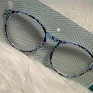 🔵 Reader glasses +1.50